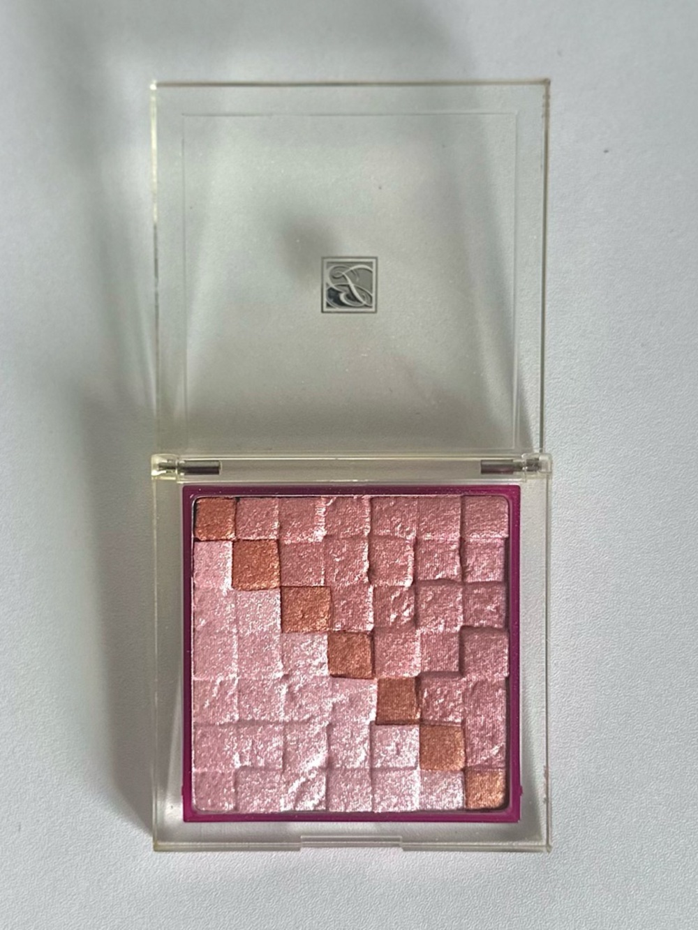 BNIB - EstΓ©e Lauder ColorStones Peach Pink Gold Shimmering Highlighter - Picture 8 of 13